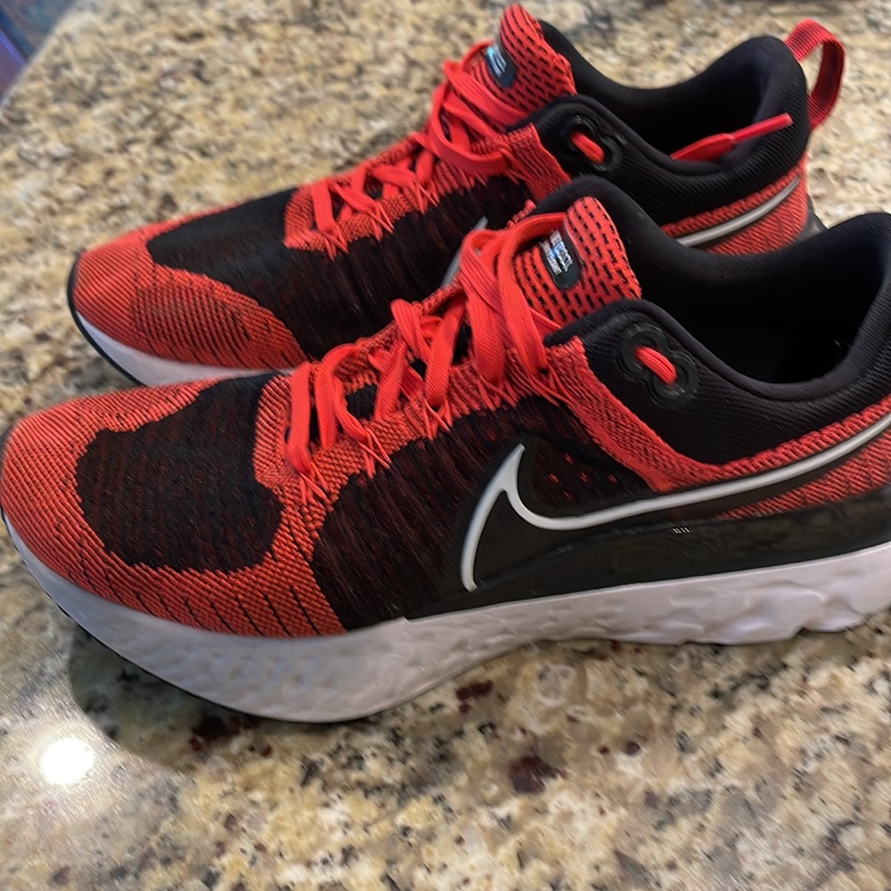 Nike react fly knit running shoe